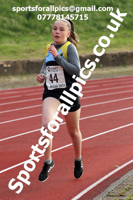 1500 metres, North East Grand Prix No. 1, Monkton on Wednesday, April 28th, 2021. Photo: David T. Hewitson/Sports for All Pics